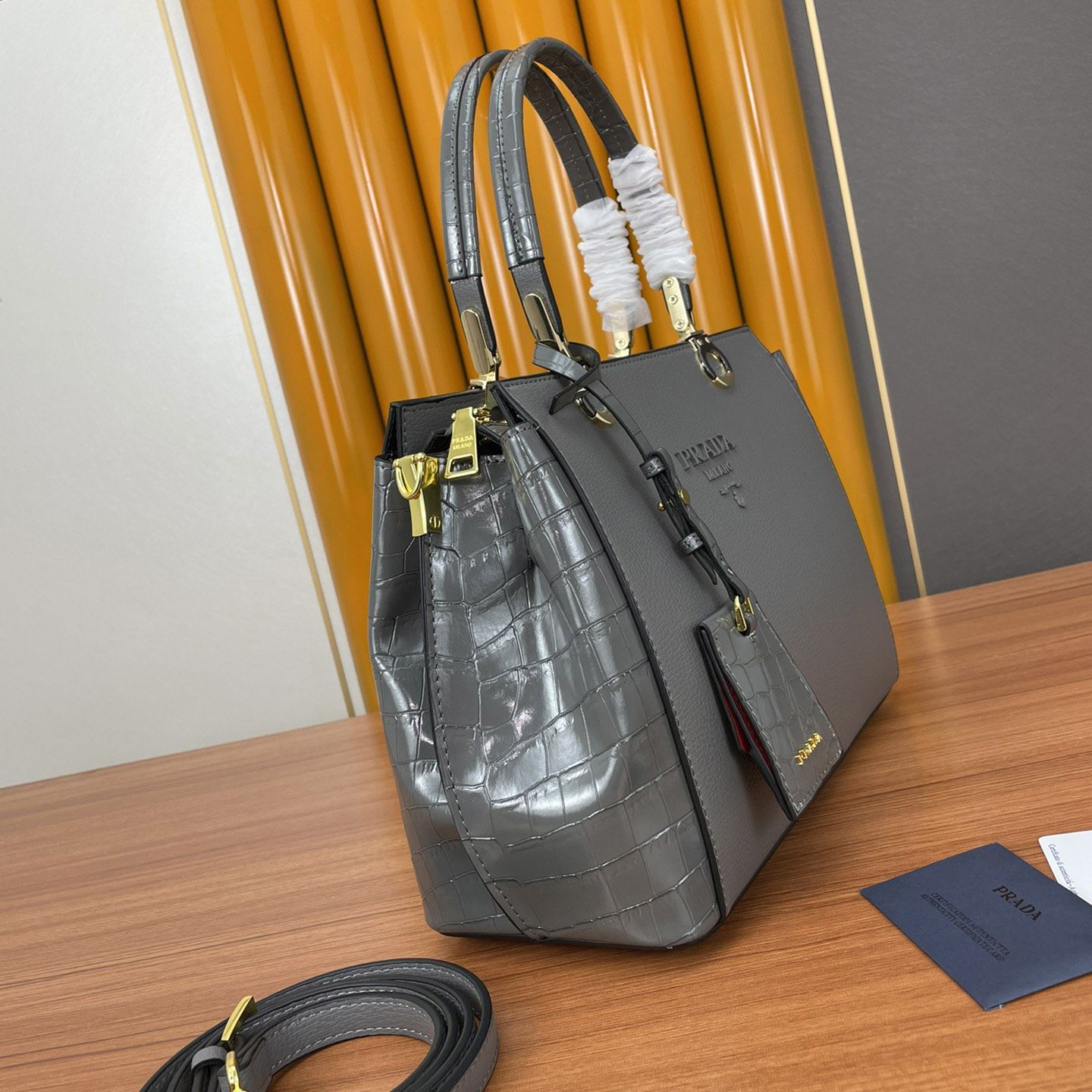 Pra*a top handle bags